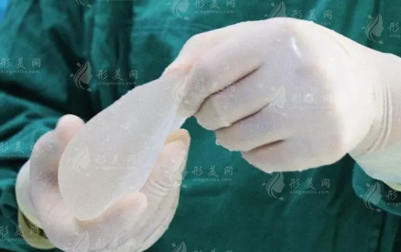 曼托最新隆胸技术，重塑自信与成就感的新起点