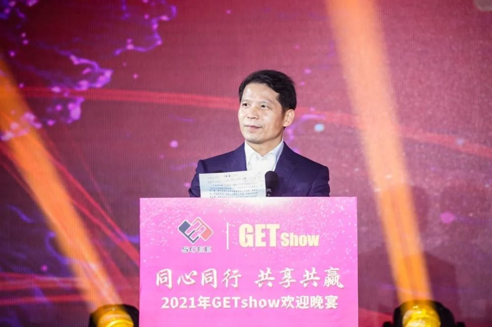 冯日光最新，小巷深处的独特风情